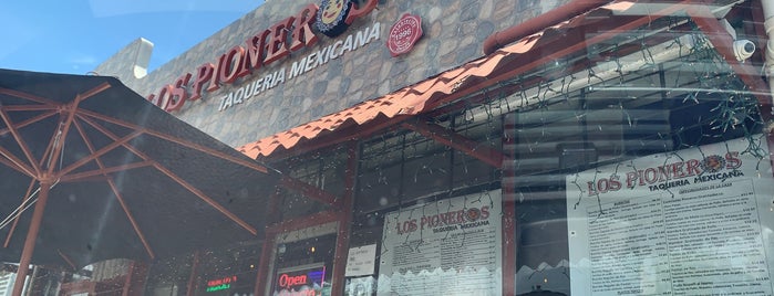 Los Pioneros Taqueria Mexicana is one of Restaurantes.