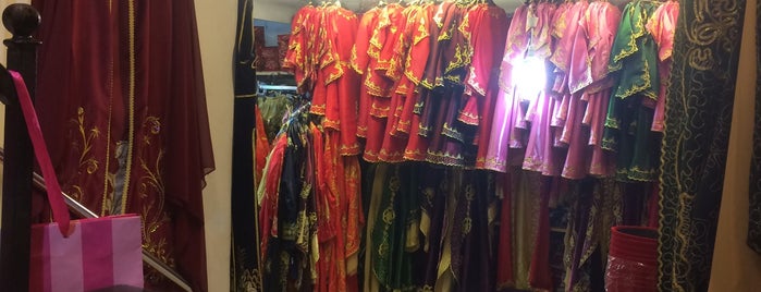 Dilek İşleme Folklor Kostum Kına Gecesi Kıyafet Satış Mağazası belly dance ve accessories  Store is one of Turkey.