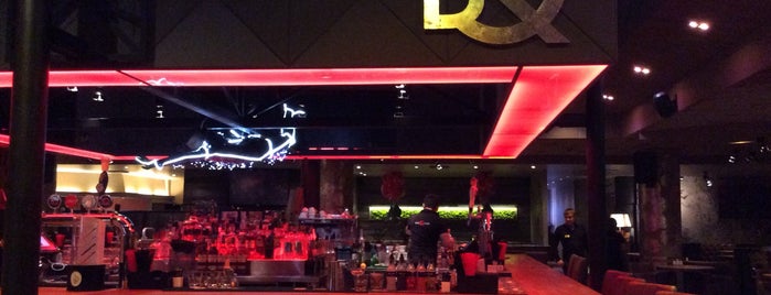 Bar BQ Cafe is one of Москва.