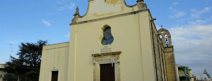 Chiesa Mater Domini is one of Valle della Cupa.