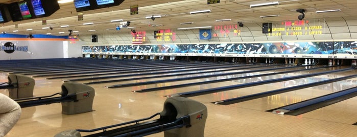 First State Lanes is one of Lugares favoritos de Tracey.