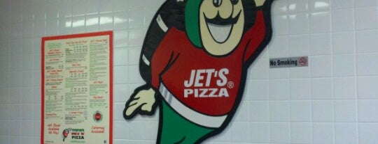 Jet's Pizza is one of Sailor'un Beğendiği Mekanlar.