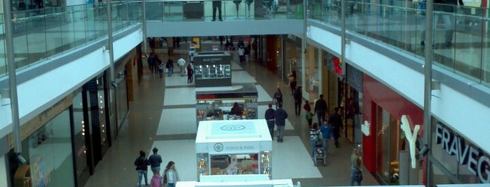 Tortugas Open Mall is one of MIS LUGARES HABITUALES.