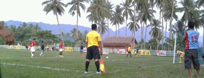 Lapangan Sepak Bola Bongopini is one of Best Venues add by me @Gorontalo.