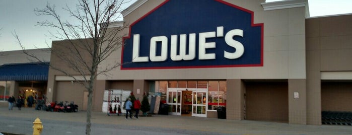Lowe's is one of สถานที่ที่บันทึกไว้ของ Lucy.