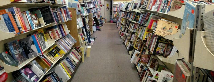 Bradley's Book Outlet is one of Pittsburgh Bookstores.