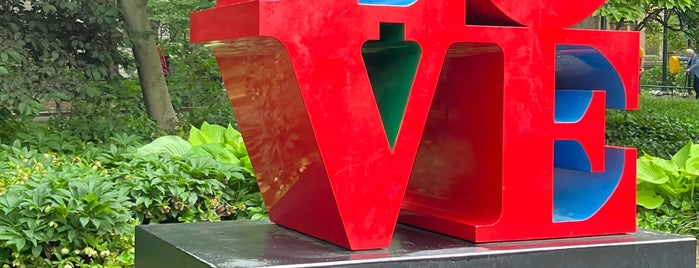 LOVE by Robert Indiana is one of LOVE Sculputres.