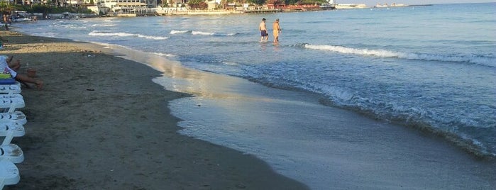 Ladies Beach is one of Kuşadası.