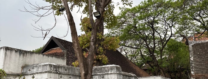 Dhara Dhevi Chiang Mai is one of chiang mai.