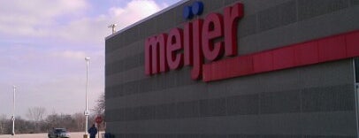 Meijer is one of สถานที่ที่ Ian ถูกใจ.