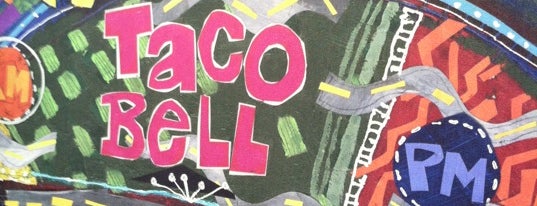 Taco Bell is one of Lugares favoritos de Sam.