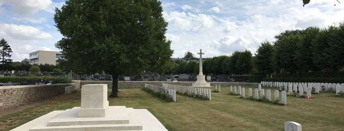 Ypres Town Cemetery Extension is one of Belgie.