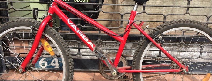 Bicicletas Arjuna is one of cicleteando por santiago.