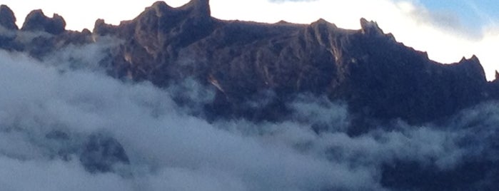 Mount Kinabalu is one of コタキナバルの観光スポット.