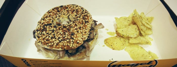 Bagel Bagel is one of rudyさんのお気に入りスポット.