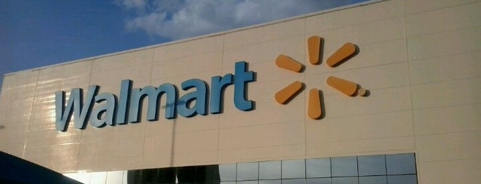 Walmart is one of Lugares Salvos.