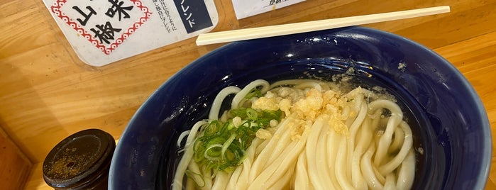 きりん屋 is one of Lunch near Honmachi, Ōsaka.