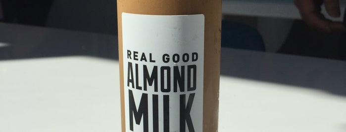 Real Good Juice Co. is one of YUMYUM Chicago.
