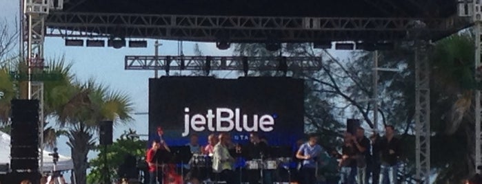 JetBlue Artist Spotlight is one of Janid : понравившиеся места.