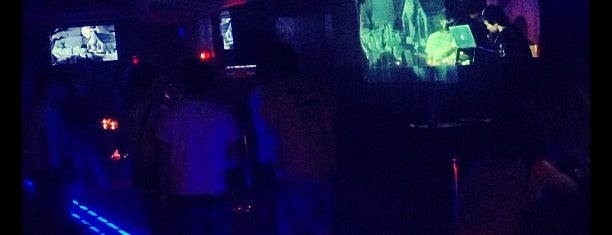 Club / Live house・∀・