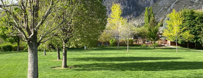 Spring Creek Park is one of Jr stilo.