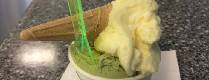 Punto Gelato, Simply Italian is one of Toronto - Bakeries, Ice Cream & Other Sweet Things.
