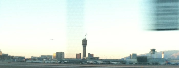 LAS Airport Observation Lot is one of Vegas Free Things.