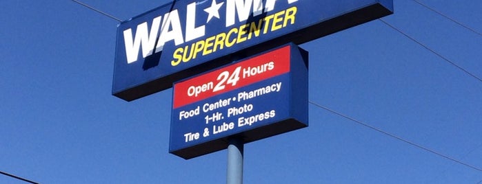 Walmart Supercenter is one of Automne 2018.