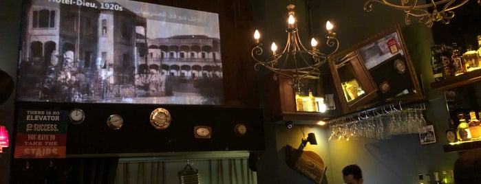 History Bar is one of Locais curtidos por Anton.