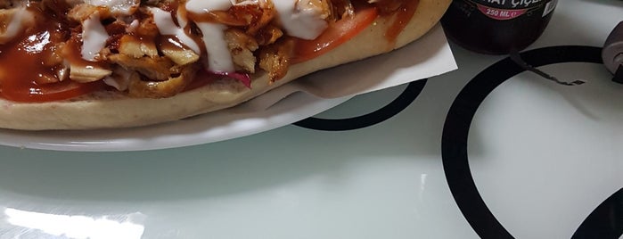 Tnt-Döner is one of Tempat yang Disimpan Emre.