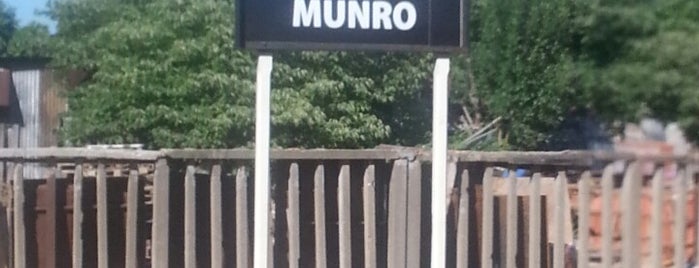 Estación Munro [Línea Belgrano Norte] is one of Lugares.