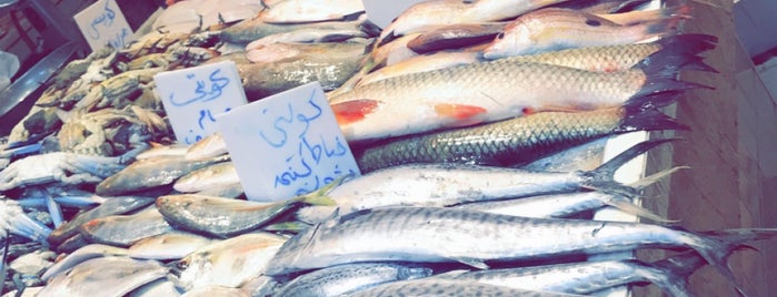 Fish Market - Alkout in Fahaheel is one of Tempat yang Disukai Hashim.