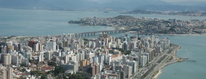 Florianópolis is one of Capitais brasileiras.