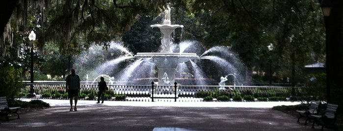 Forsyth Park is one of Travel Guide to Savannah.