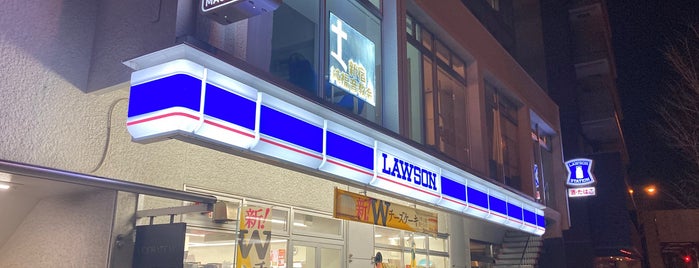 ローソン 新宿坂町店 is one of 渋谷、新宿コンビニ.
