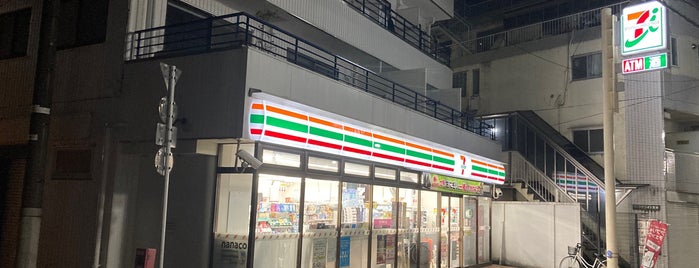 セブンイレブン 渋谷富ヶ谷2丁目店 is one of 渋谷、新宿コンビニ.