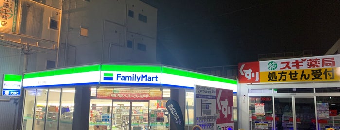 ファミリーマート 富士見ヶ丘駅南店 is one of 要修正1.