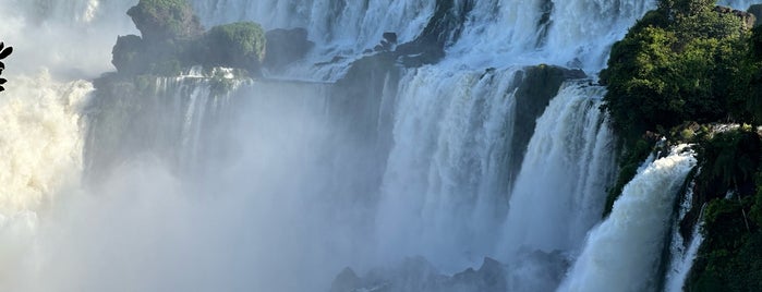 Cataratas do Iguaçú is one of Tríplice fronteira é um pé em cada país. NÃO PERA!.