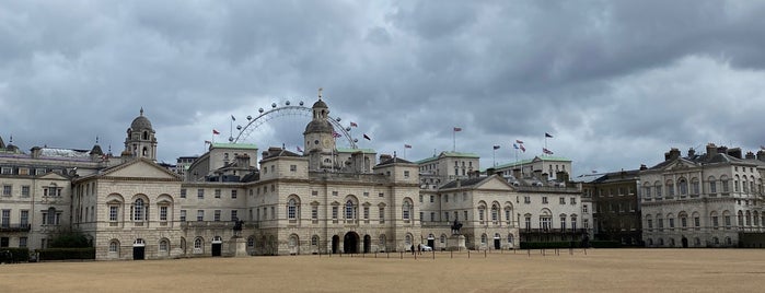 The Royal Horseguards is one of สถานที่ที่ Henry ถูกใจ.