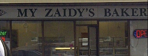 My Zaidy's Bakery is one of Tempat yang Disukai Eric.