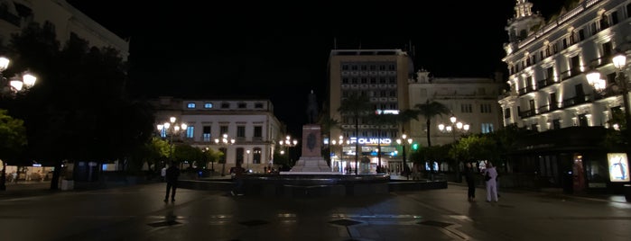 Plaza de las Tendillas is one of Testé.