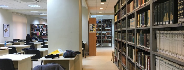 Bisav Kütüphane is one of Kütüp.