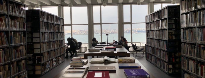 MSGSÜ Merkez Kütüphanesi is one of Çalışma Mekanlari.