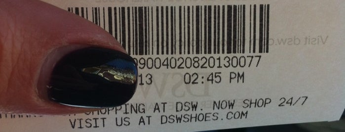 DSW Designer Shoe Warehouse is one of Tempat yang Disukai Eve.