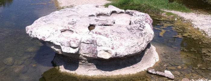 The Rock of Round Rock is one of Lugares favoritos de Josh.