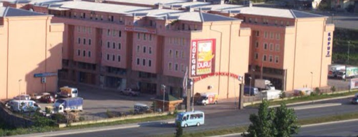 Riztop (Rize Gida Toptancilar Sitesi) is one of Tuluğ : понравившиеся места.