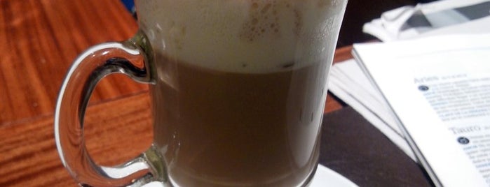 Cachafaz Café is one of Posti che sono piaciuti a Leandro.