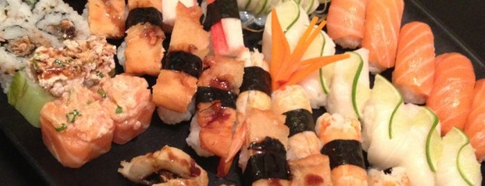 Kyoto Sushi Restaurante is one of Fabio.