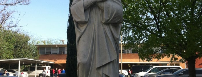 Our Lady of Sorrows is one of Chris'in Beğendiği Mekanlar.