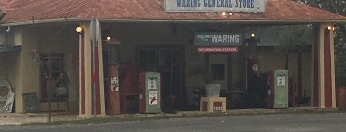 Waring General Store is one of Lugares favoritos de Linda.